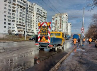 Мият и дезинфекцират улици в София