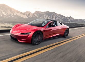Tesla обеща, че новият Roadster ще ускорява до 96 км/ч за… 1.1 секунди?!