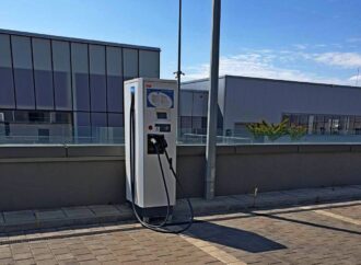 Мото-Пфое отваря зарядните си станции за свободно ползване