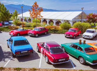 Над 50 редки и красиви модели Alfa Romeo се събраха на фенска среща