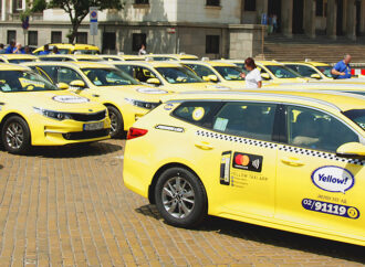 Такситата в София искат двойно увеличение на цените