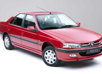 Peugeot 405 продължава да живее в Иран – пореден фейслифт и цена от 7800 евро