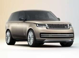 Новият Range Rover: Освежен дизайн, много технологии и 4.4 V8 от BMW