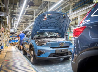 Volvo: Производството на електромобил генерира 70 процента повече емисии от кола с ДВГ