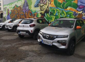 Spring през ноември – първата електрическа Dacia е вече в България