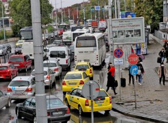 България е на пето място в света по брой коли спрямо дължината на пътната мрежа