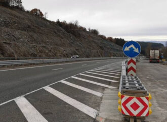 Оправиха пътната сигнализация на магистрала Струма в участъка на трагичната катастрофа