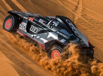 Рали Дакар 2022: Льоб намали изоставането от Ал-Атия, нова етапна победа за Audi