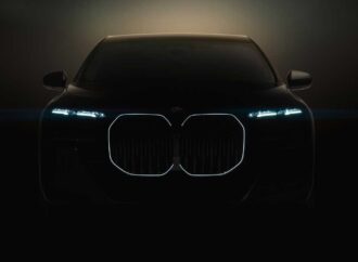 BMW загатна официално за i7 – над 600 к.с. и огромни бъбреци