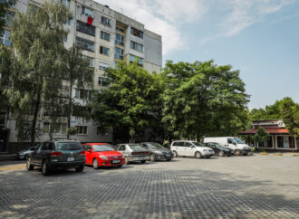 Столична община ще облагороди още почти 40 паркинга в София