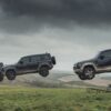 Продават автомобили Land Rover и Jaguar от последния филм за Джеймс Бонд на търг