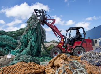 BMW ще произвежда части от рециклирани рибарски мрежи