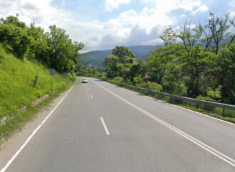 Ремонтират 8 км от Подбалканския път в област Пловдив
