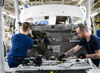 Stellantis подготвя завод за производство на лекотоварни автомобили на водород
