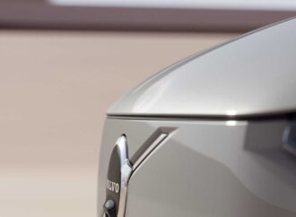 Volvo EX90 ще бъде електрическата алтернатива на XC90 – дебют на 9 ноемрви