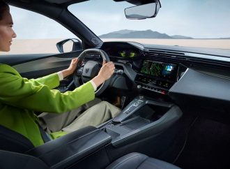 Peugeot i-Cockpit стана на 10 години
