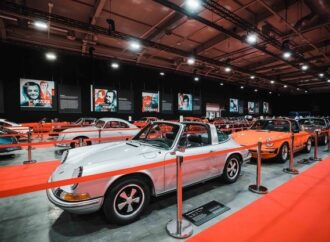 Вижте 75 класически модели на Porsche у нас!